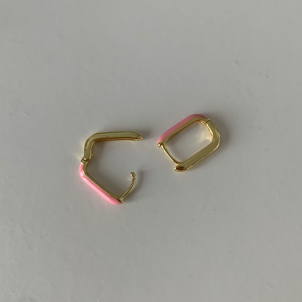 pink and gold oval hoops enamel hoop earrings - Picture 4 of 5